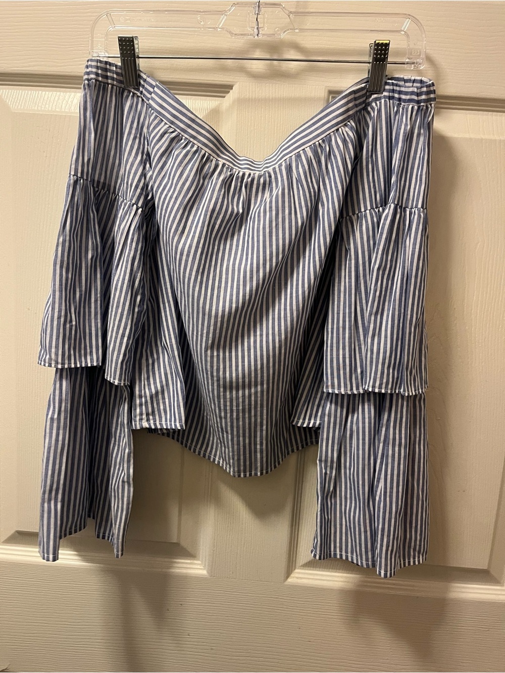 BCBGMAXAZRIA Blue White Stripe Off Shoulder Bell Sleeve Blouse Top XS Cotton - Picture 2 of 6
